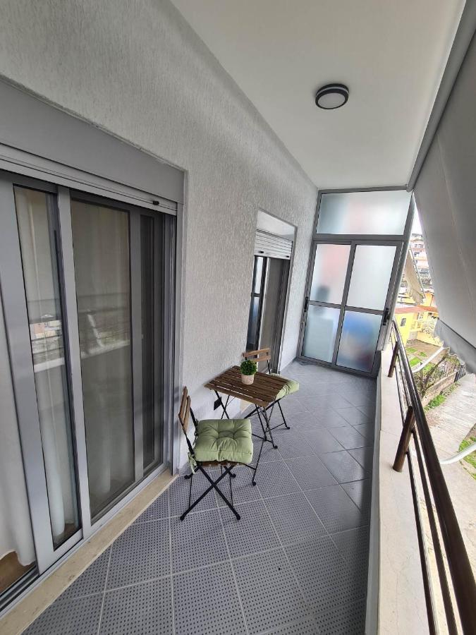 Grey Luxury Apartment Гірокастра Екстер'єр фото